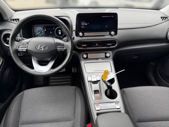 Fahrzeugabbildung Hyundai KONA Edition 30+ Elektro 2WD +KLIMA+NAVI+PDC+RFK