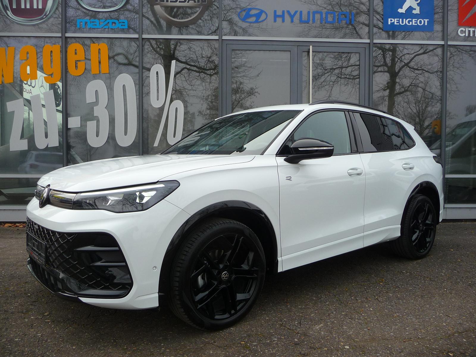 Volkswagen Tiguan 1.5 eTSI 110 kW R-Line PANO/AHK/BlackStyl