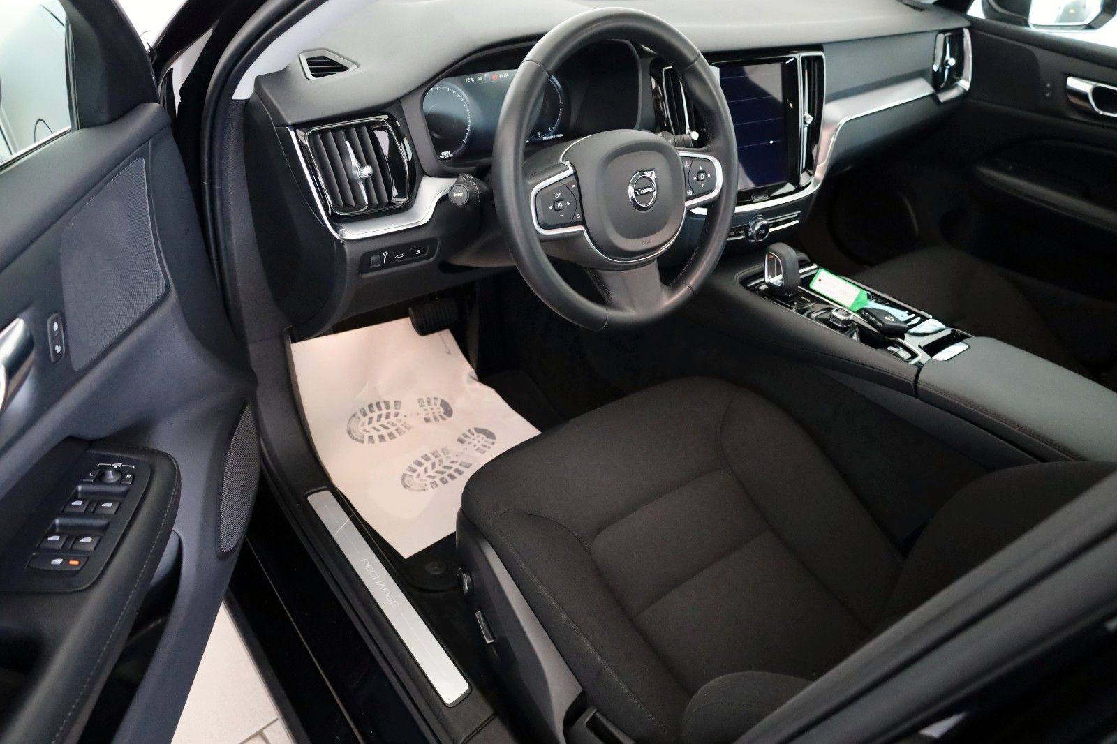 Fahrzeugabbildung Volvo V60 Inscription T6 Recharge,Navi,LED,Kamera,SH