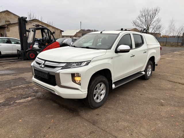 Mitsubishi L200 Basis Club Cab 4WD LKW