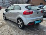 Kia Rio 1.4*Autom.*1.Hand*Klima*PDC*Sitzh.*Tempom* - Kia Rio: 1.4