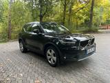 Volvo XC40 D4 AWD Momentum Pro Geartronic Momentum Pro - Volvo XC40 von privat