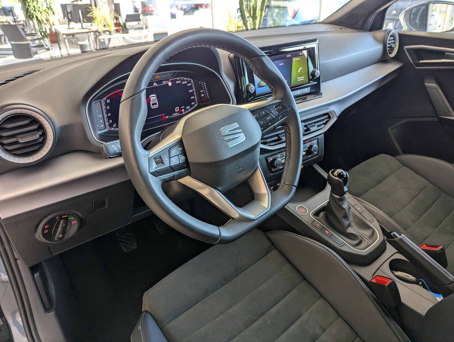SEAT Ibiza 1.0 TSI Xcellence LED Cam Dinamica ACC - Image 19