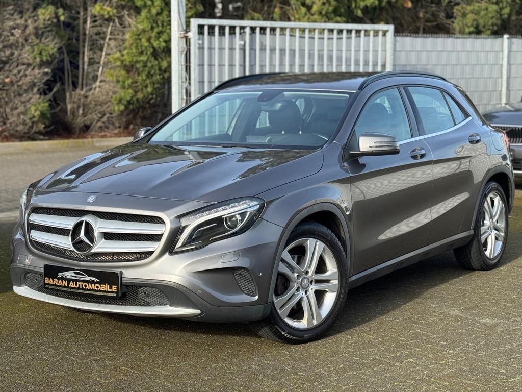 Mercedes-Benz GLA 200