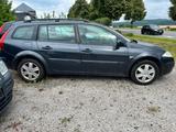 Renault Megane Grandtour Dynamique 1.6 16V - Renault Megane aus 2004: Kombi