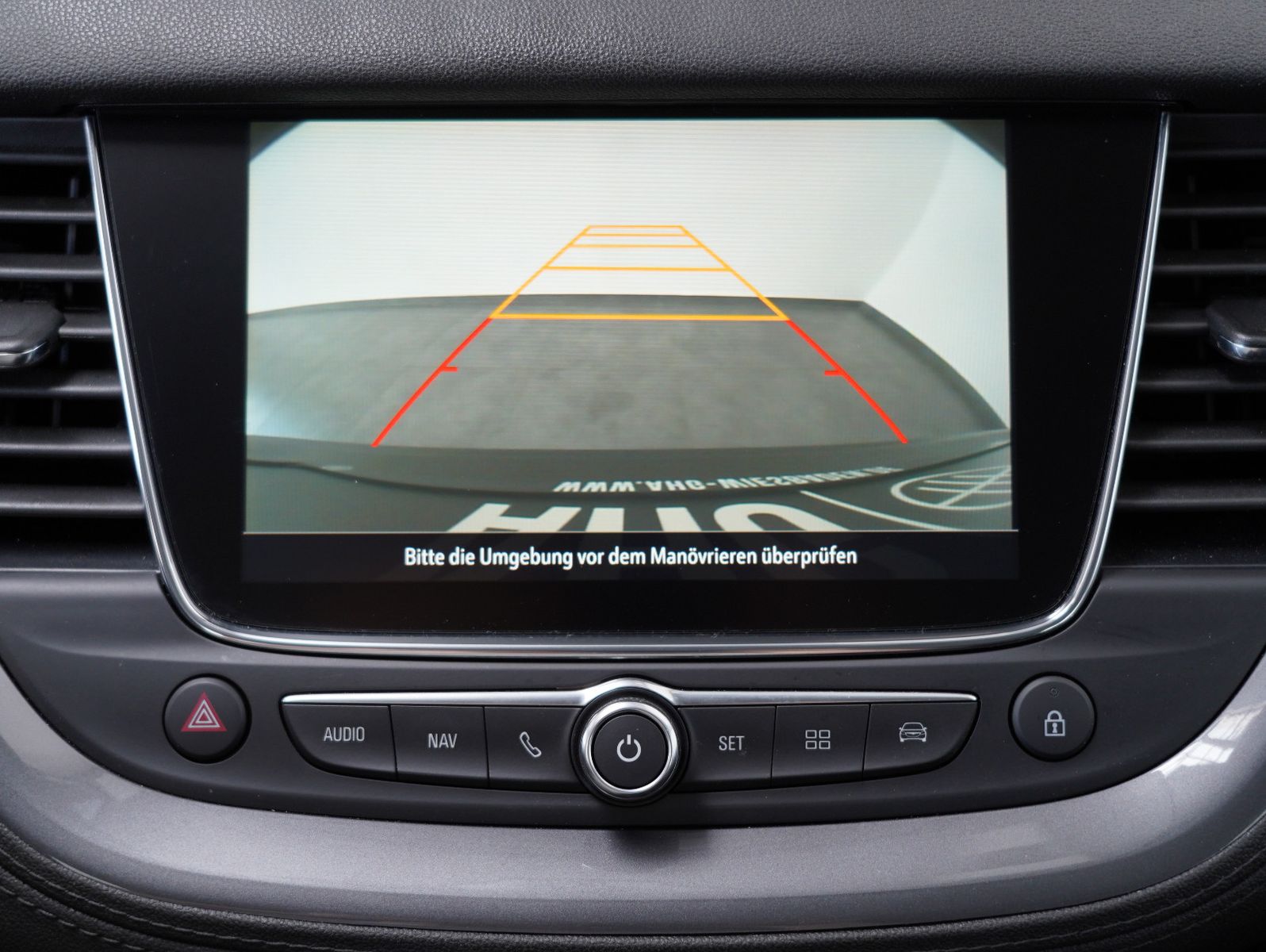 Fahrzeugabbildung Opel Grandland (X) 1.2 Turbo Elegance NAVI/LED/KAMERA