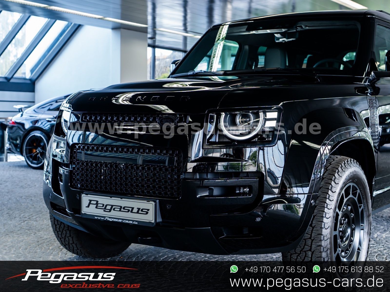 LAND ROVER Defender - 12