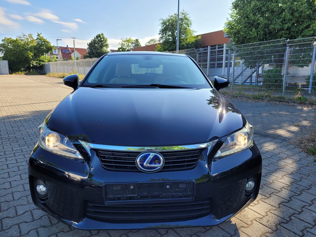 Lexus CT 200h