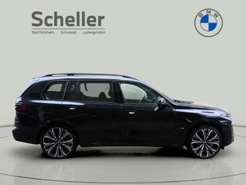 BMW X7 M60 - 8