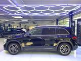 Mercedes-Benz GLB 250 4Matic*AMG*PANO*360*LED*HEADUP*STH - Mercedes GLB-Klasse mit Schiebedach