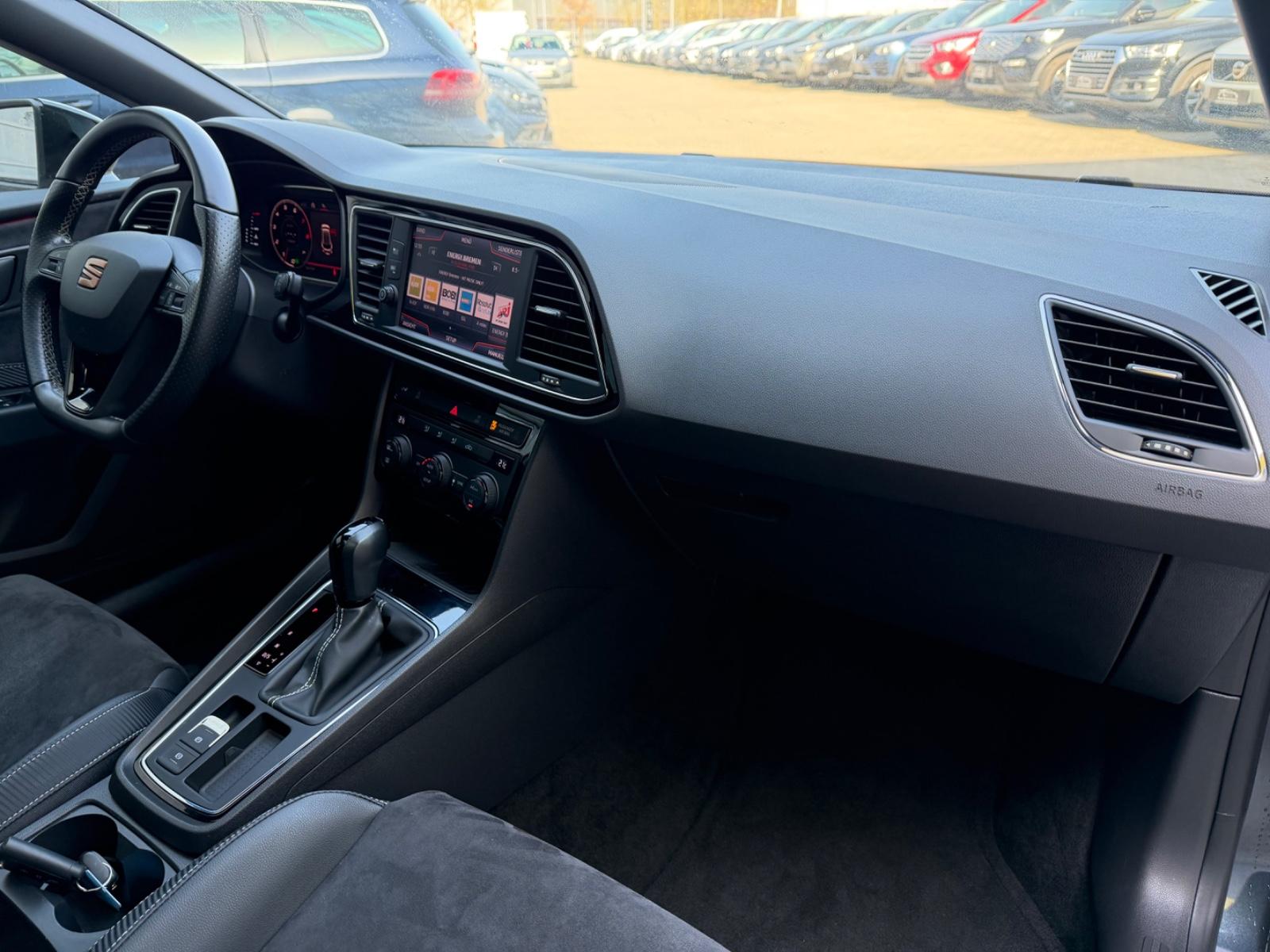 SEAT Leon ST Cupra 300 4Drive LEDER/NAVI/PANO/SHZ/AHK, миниатюра 29