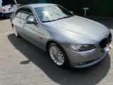 BMW | 325i Coupé (E92) | 218 PS | Handschalter - BMW 325 in Köln