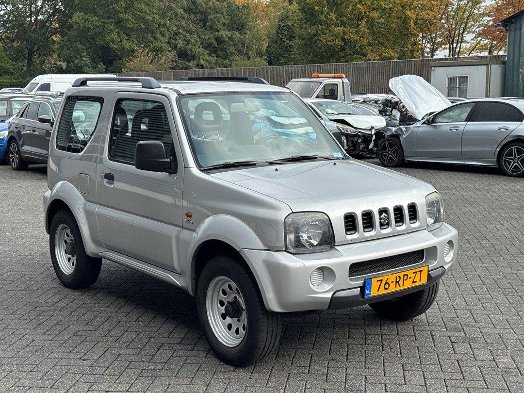Suzuki Jimny 2005 — photo 7