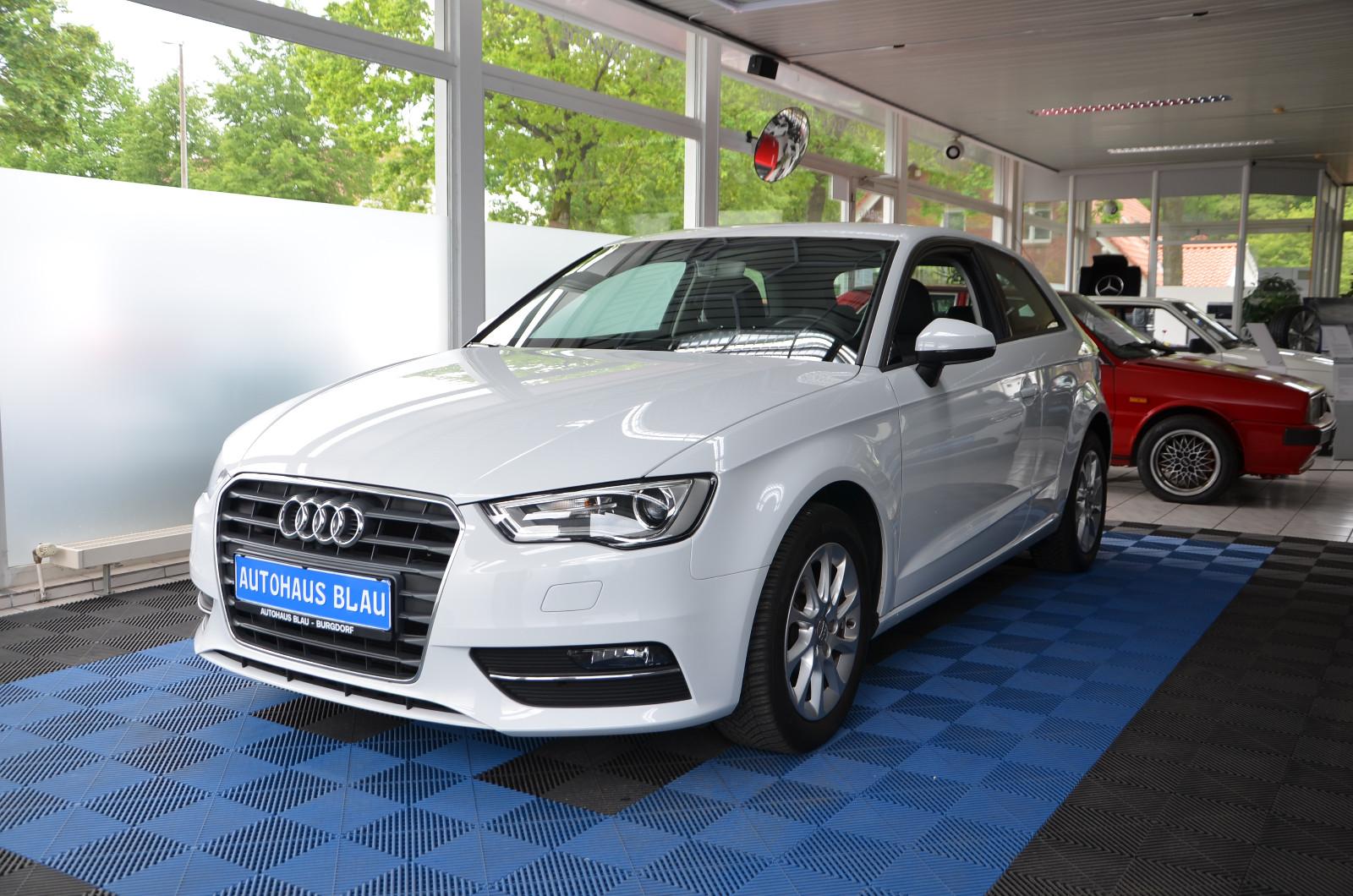 Audi A3 1.6 TDI *S tronic*MMI NAVI*XENON*SITZHZG*2.HD
