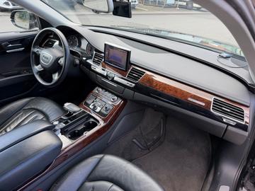 2011 AUDI A8 — миниатюра 15