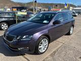 Skoda Octavia Combi Premium Edition - Skoda Octavia: Premium Edition