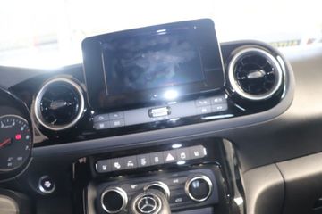 Fotografie des Mercedes-Benz T-Klasse T 180 Automatik Edition