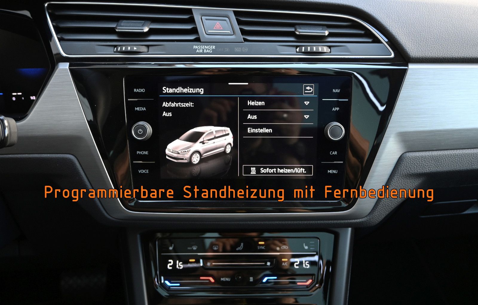 Fahrzeugabbildung Volkswagen Touran 1.5 TSI DSG °ACC°AHK°PANO°STHZ°DYNAUDIO°
