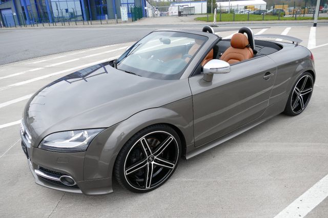 Audi TTS Roadster 2.0 TFSI S tronic quattro 20 Zoll