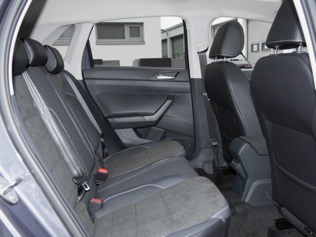 Fahrzeugabbildung Volkswagen Polo Style 1.0 TSI DSG Navi AHK