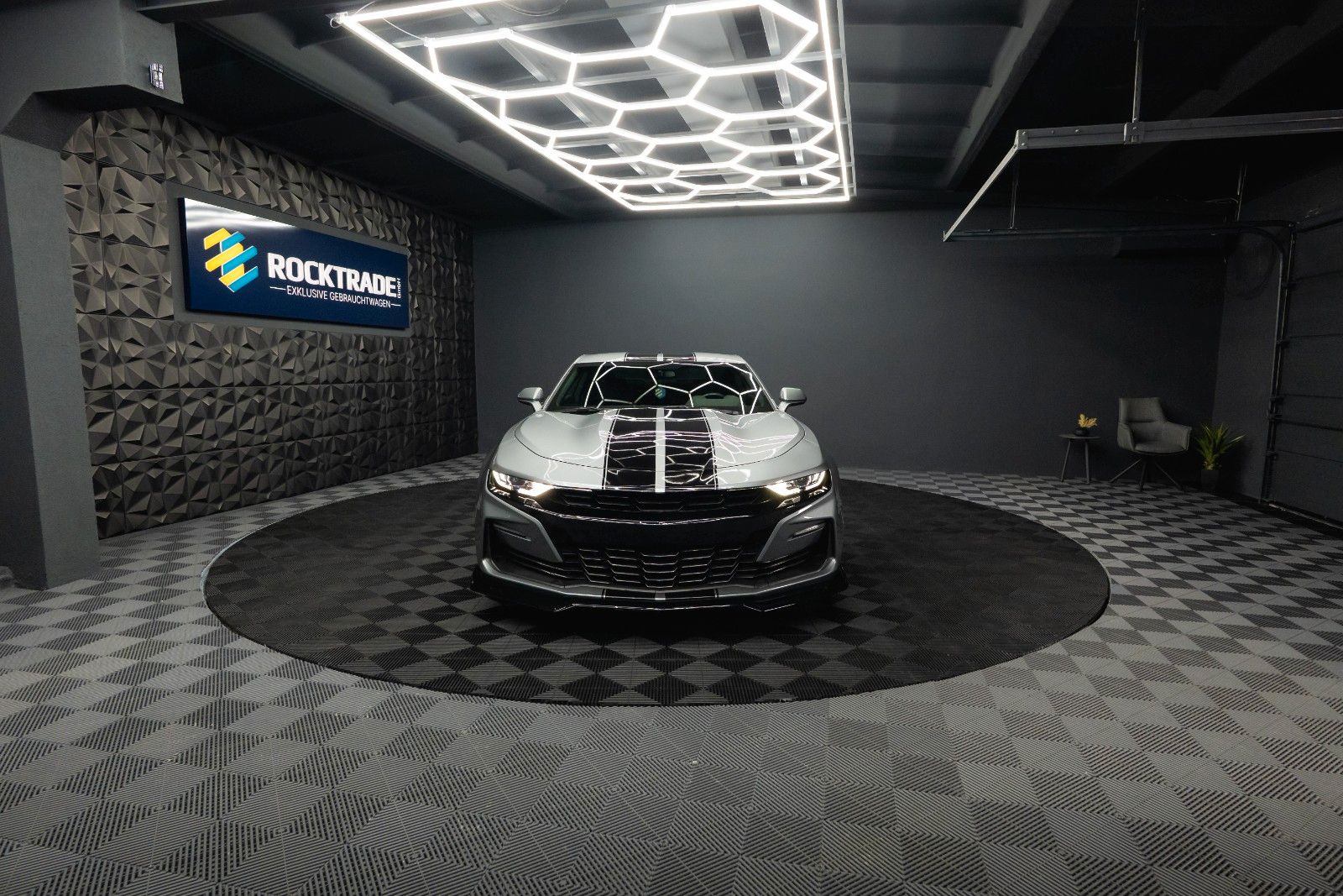 Fahrzeugabbildung Chevrolet Camaro 2.0 Turbo Coupe LT Package *CarPlay*19%