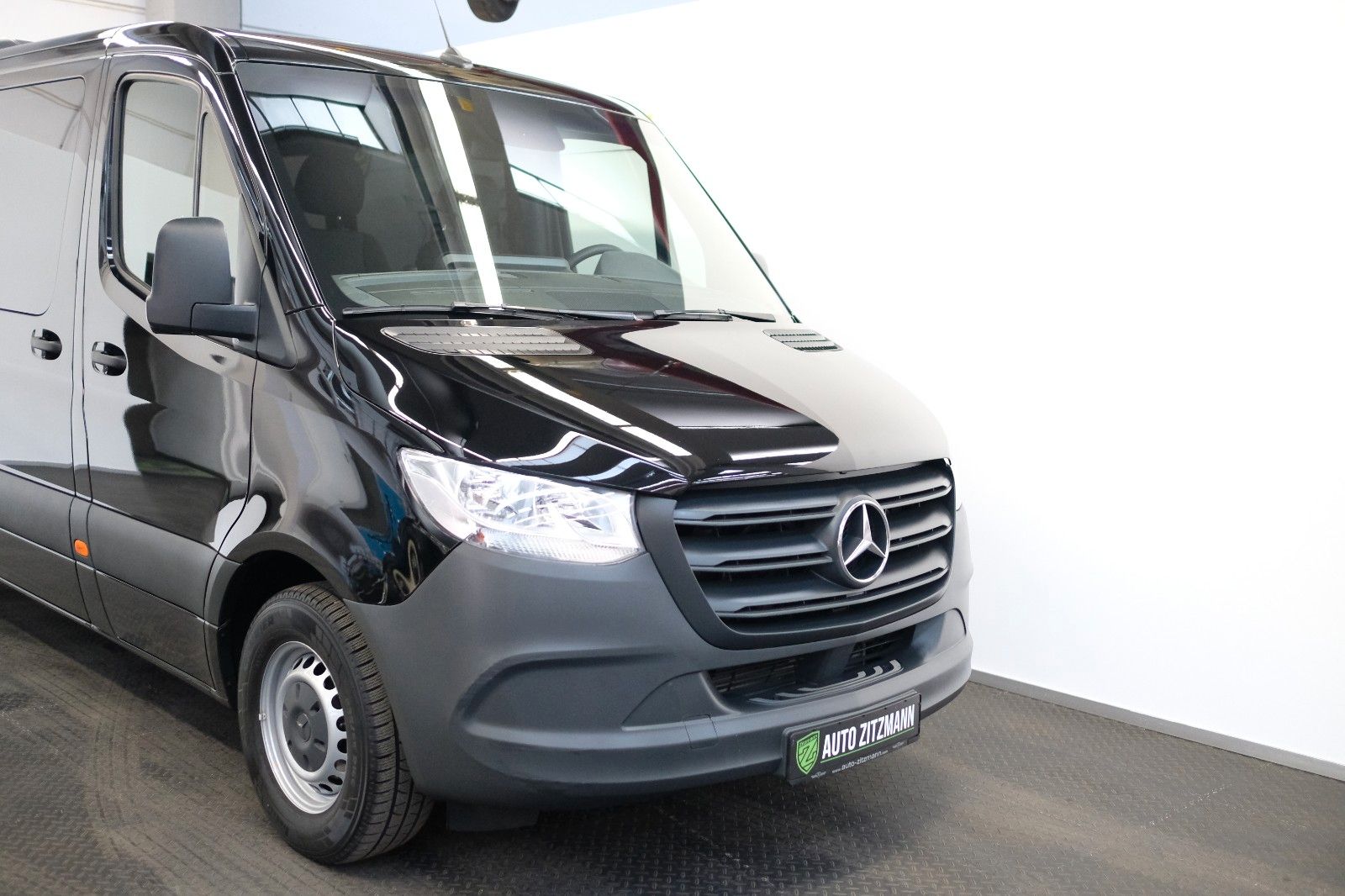 Fahrzeugabbildung Mercedes-Benz Sprinter Tourer 314 CDI 9-SITZER KLIMA+AUTOMATIK