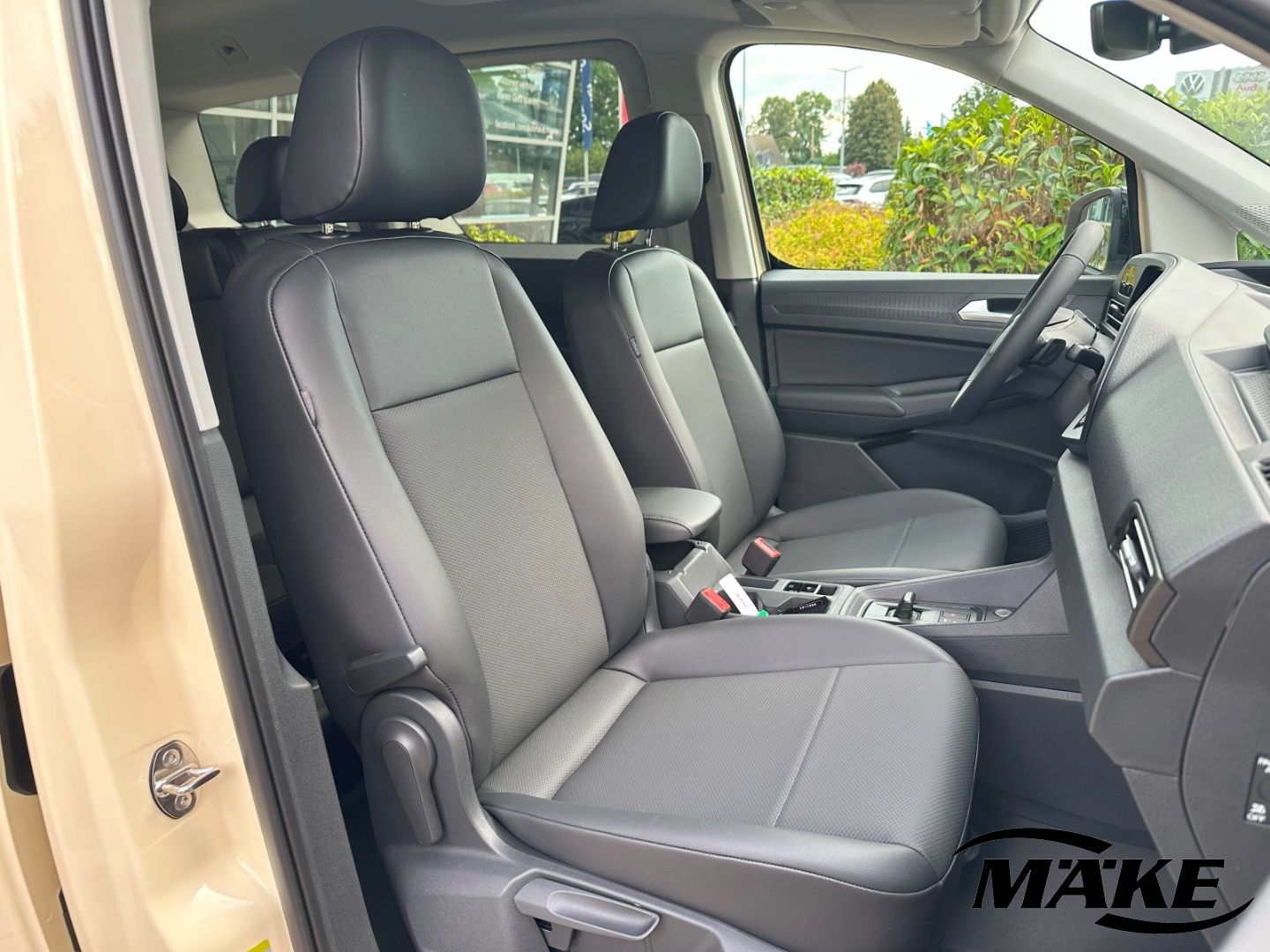 Caddy Taxi 2.0 TDI DSG NAV STDHZ LED APP