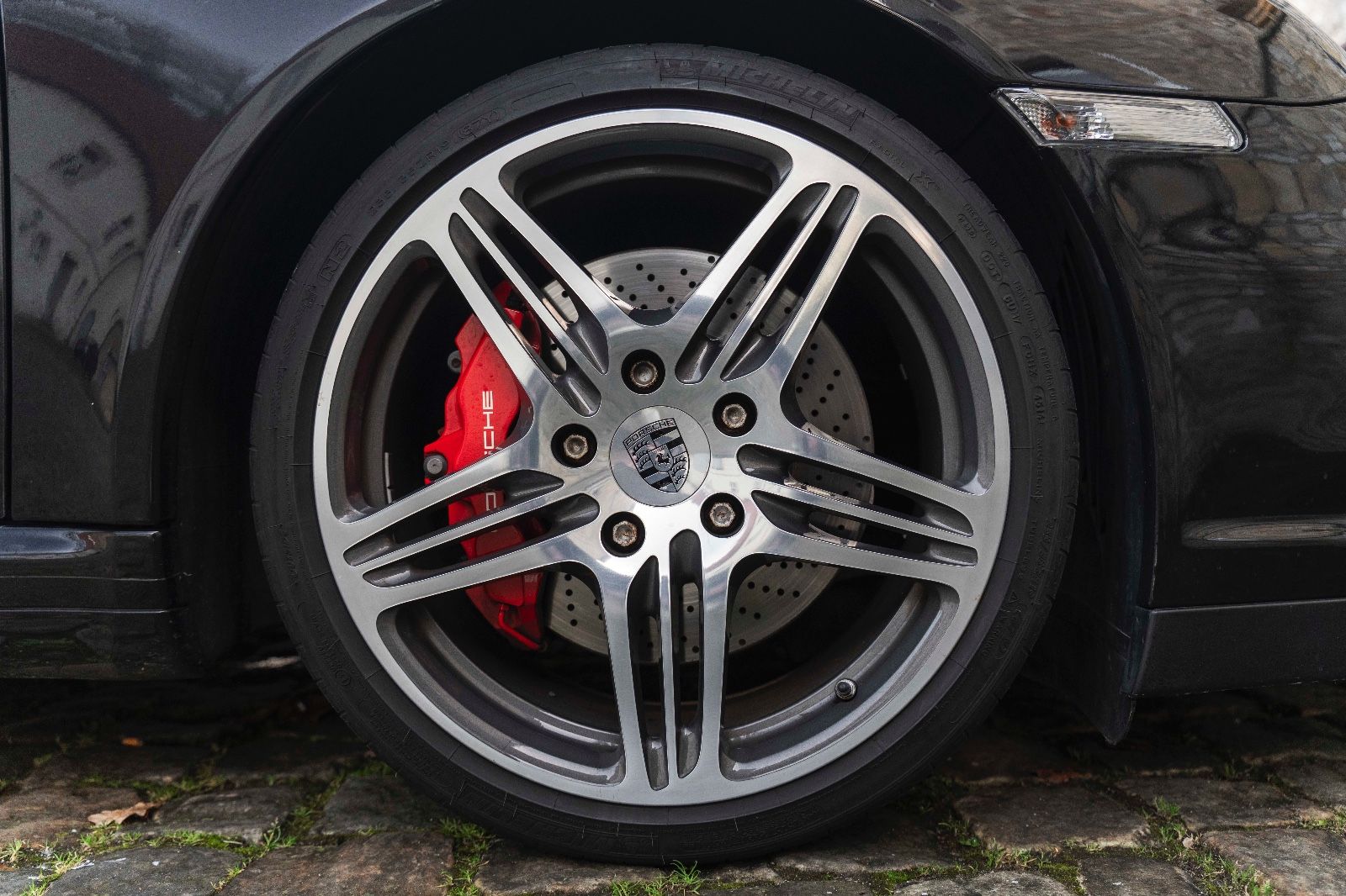 Fahrzeugabbildung Porsche 911 Turbo Coupe 997 PASM PCM SPORT-CHRONO BOSE