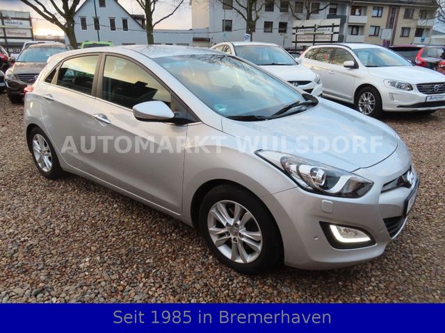 Hyundai i30 Style,AUTOMATIK,Kamera,AHK,PDC.Klima