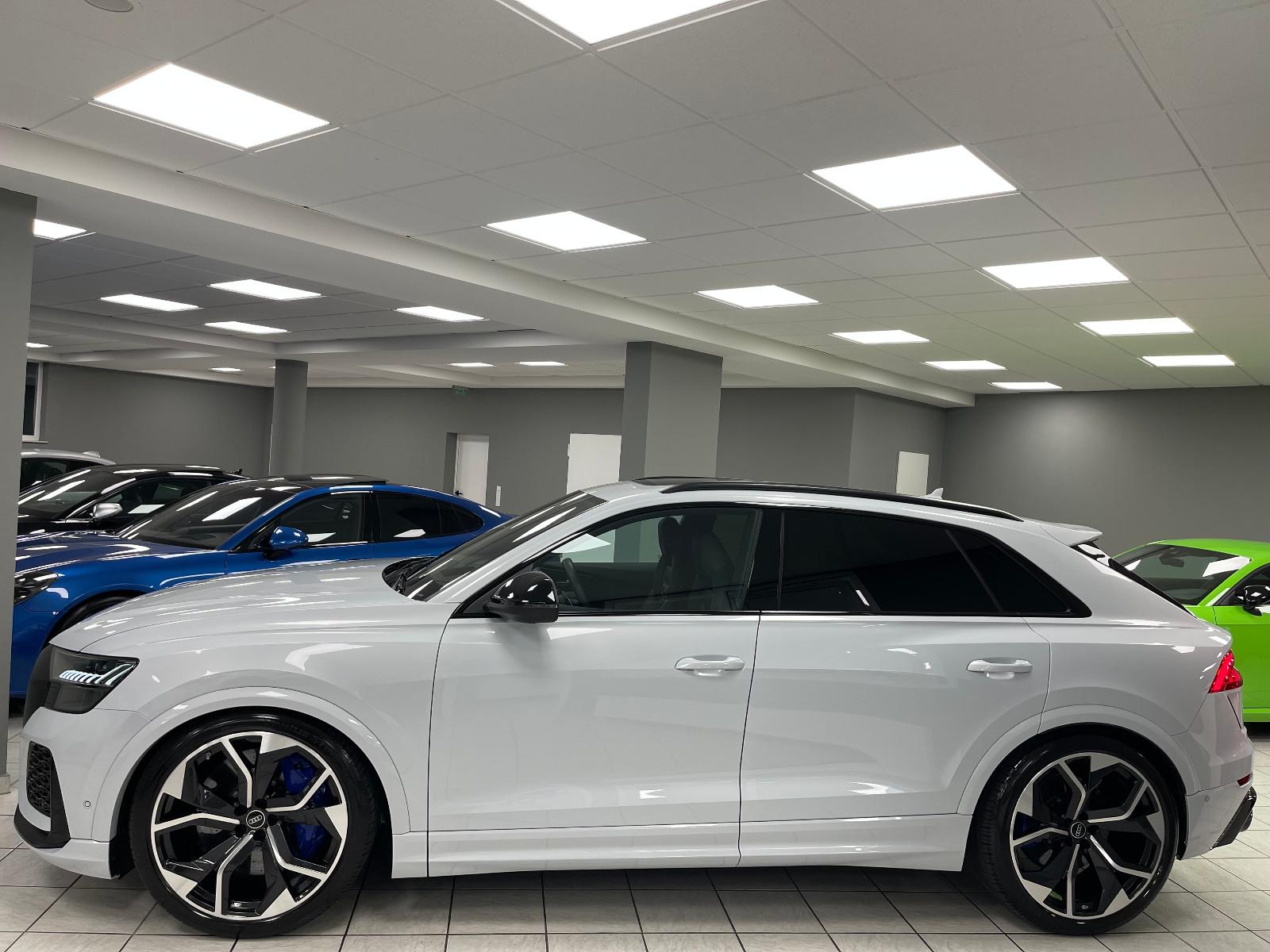 Audi RSQ8 | Voll | Suzuka | Dynamik+ | Soft | Massage