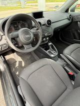Audi A1 1.4 TFSI S tronic 119g CO2 Attraction Att... - Audi A1: TFSI Attraction