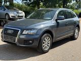 Audi Q5 2.0 TDI  quattro*AUTOM*PANO*NAVI*HOLZ*AHK*TOP