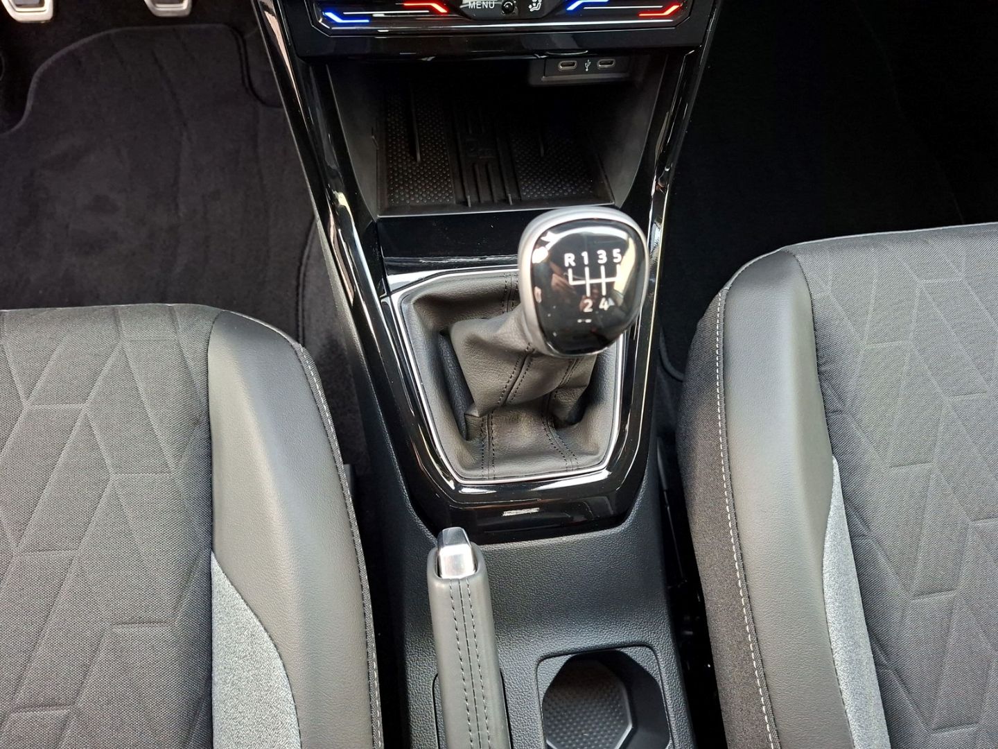 T-Cross 1.0 TSI Goal *NAVI*SHZ*APP-Connect*