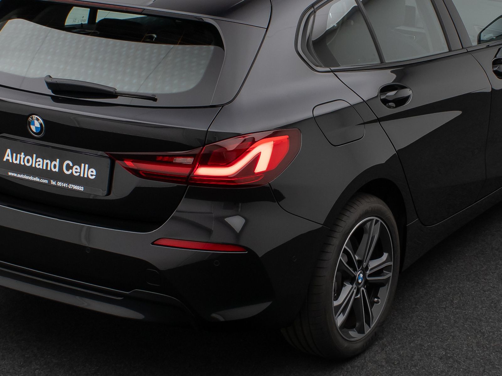 Fahrzeugabbildung BMW 118i SportLine DAB CockPitPr PDC Lenkrhz Komfort
