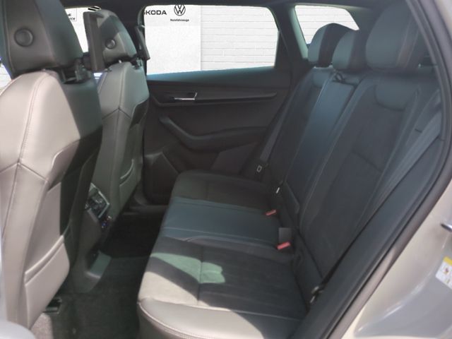 Fahrzeugabbildung SKODA Karoq 2.0 TSI Sportline 4x4 NAVI CANTON PANO SPO