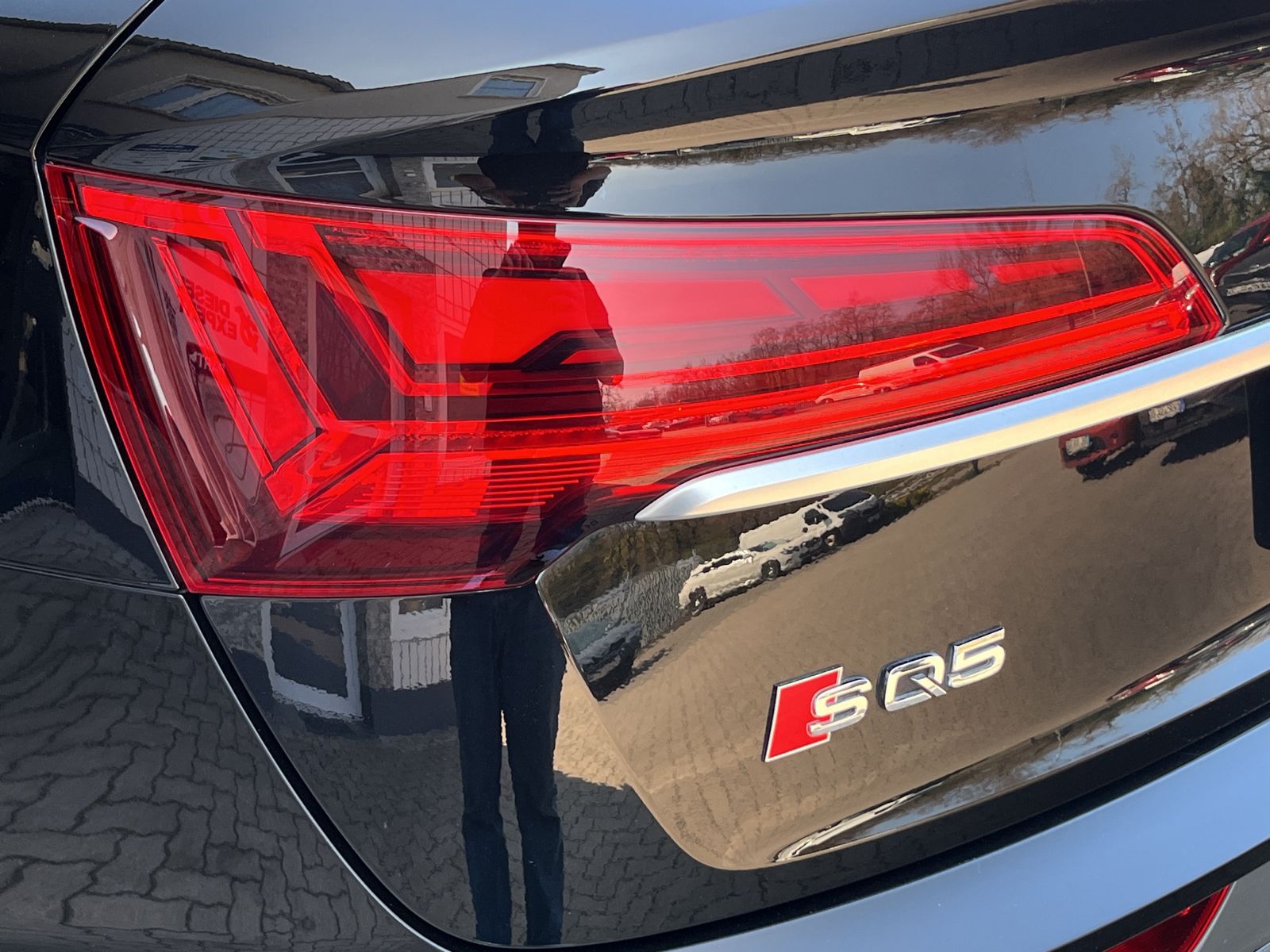 Fahrzeugabbildung Audi SQ5 3,0L Sportback*Pano*22"*B&O*ViCo*Blackline*