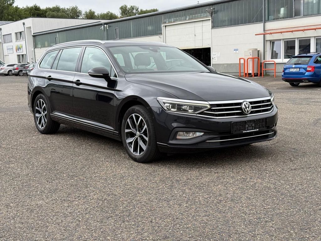 Image of Volkswagen Passat Variant