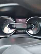 Renault Clio 1.2 16V 75 Limited, 8- fach bereift - Renault Clio: 16v