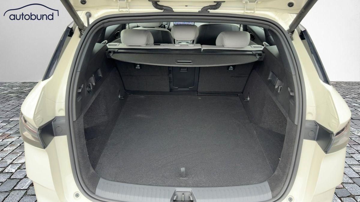 BYD SEAL 6