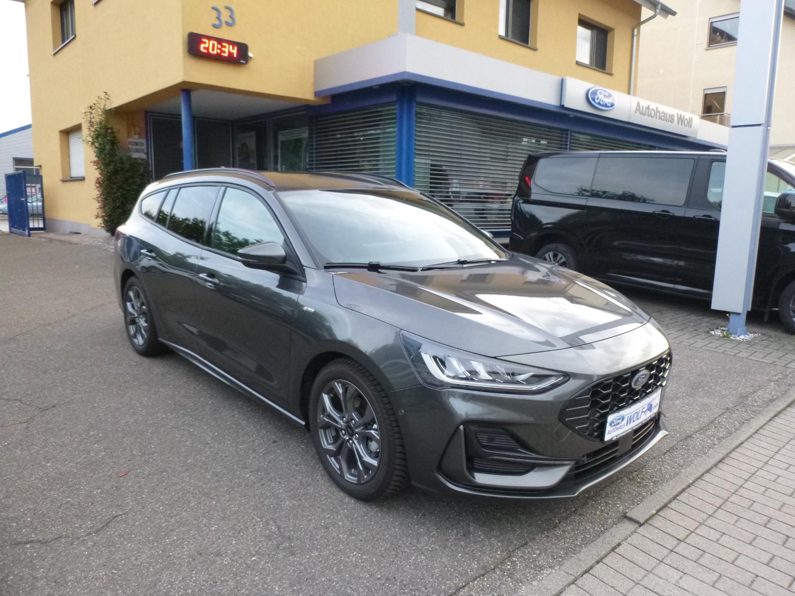 Ford Focus Turnier 1.0 EcoBoost MHEV ST-Line X Auto