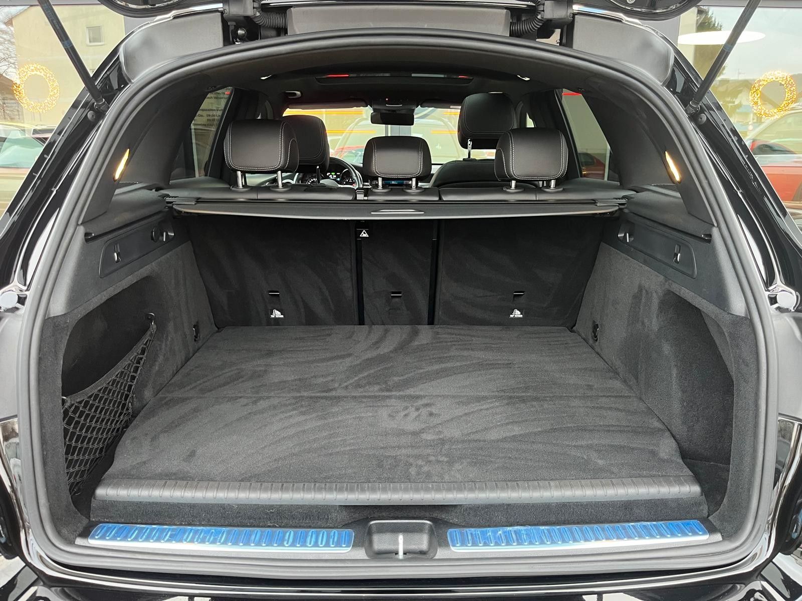 Fahrzeugabbildung Mercedes-Benz GLC 300e 4Matic AMG-Line*Pano*Night*Business*1.H