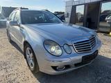 Mercedes-Benz T-Modell E 220 T CDI Elegance/Automatik - Mercedes-Benz E 220: Cdi T Modell