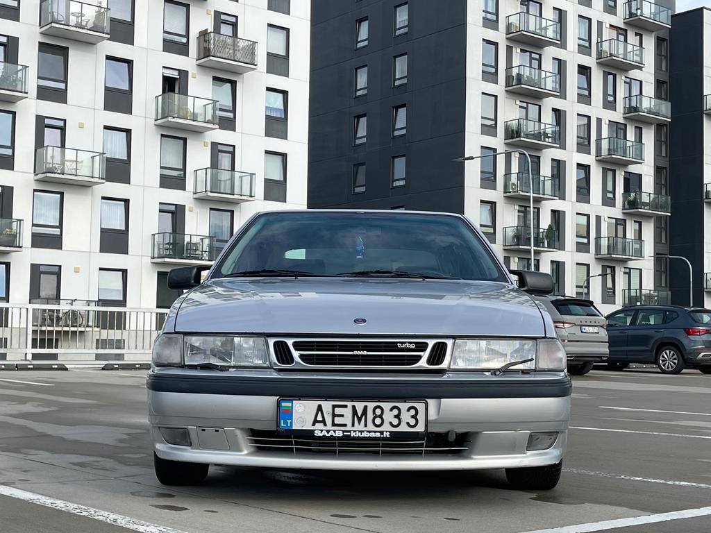 Saab 9000