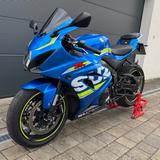 Suzuki GSXR 1000 - SUZUKI 1000