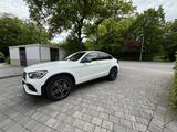 Mercedes-Benz GLC 300d 4MATIC Coupé mit AMG Pake