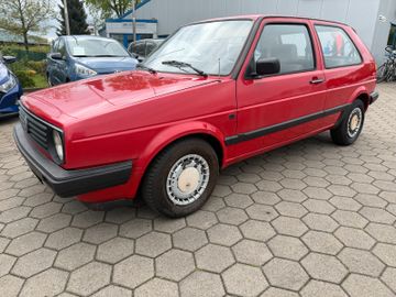 Volkswagen Golf - 1