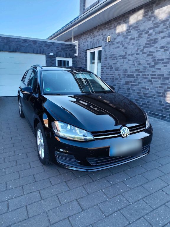 Image of Volkswagen Golf