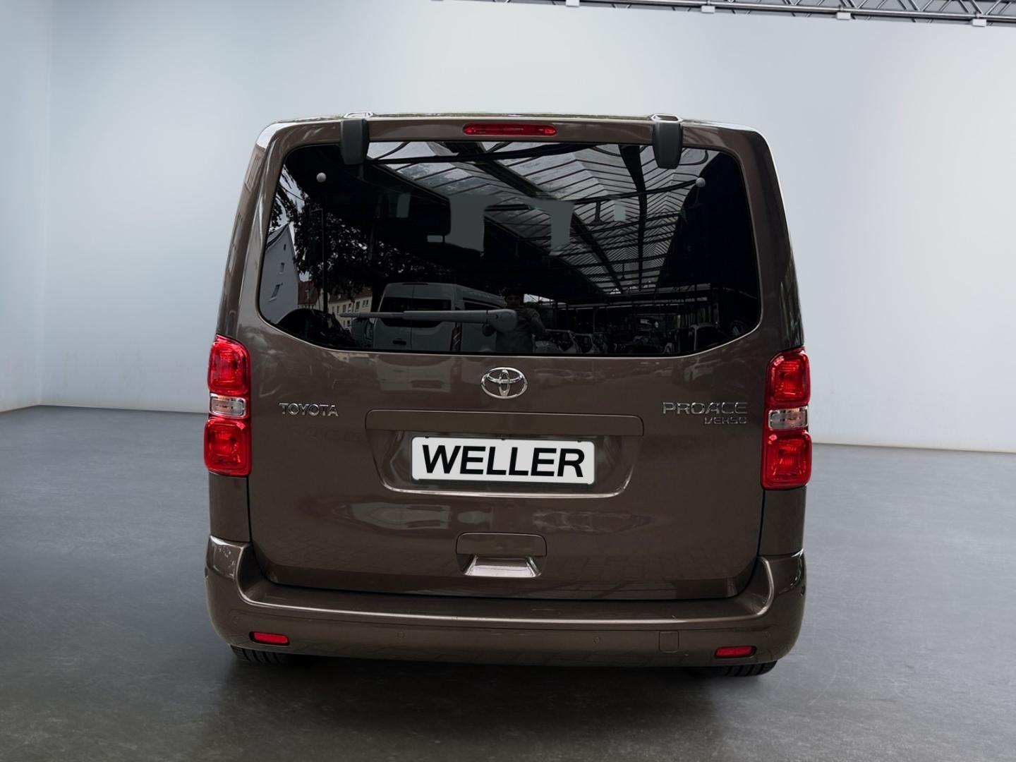 Toyota Proace Verso 2.0 D-4D L1 Team D *Navi*CAM*SHZ*LM