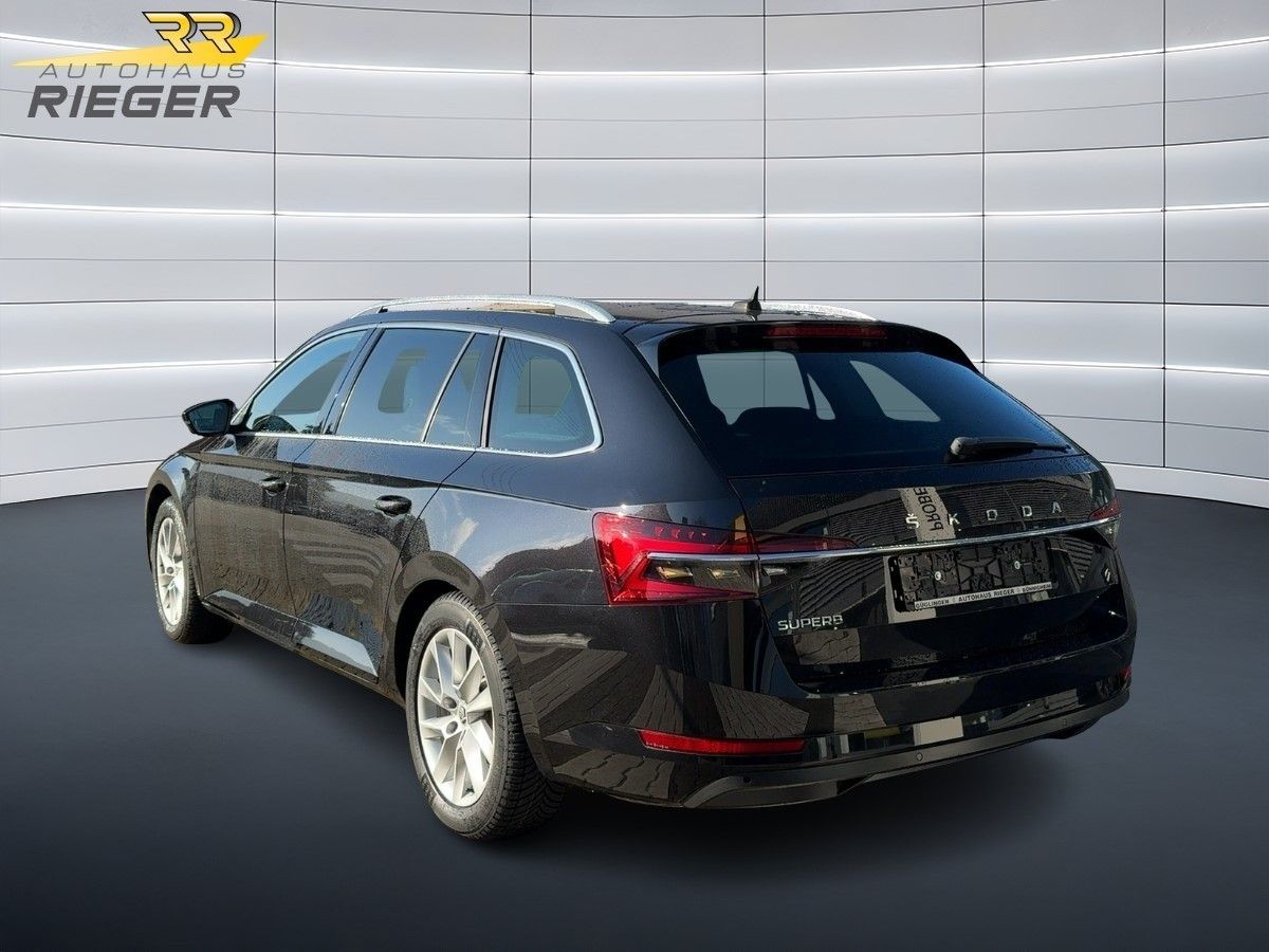 Fahrzeugabbildung SKODA Superb Combi (3V5) Style 1,5 TSI ACT