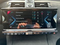 Fahrzeugabbildung DS Automobiles DS 7 1.6 E-Tense 225 EAT8 Performance Line +